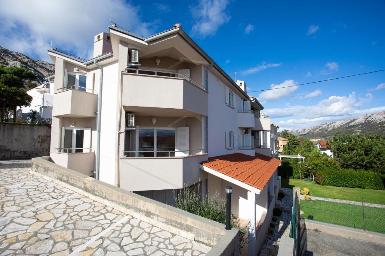 Apartments Crnekovic I Zarok Baška Exterior foto