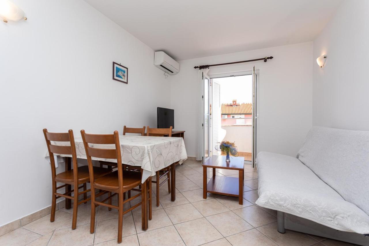Apartments Crnekovic I Zarok Baška Exterior foto